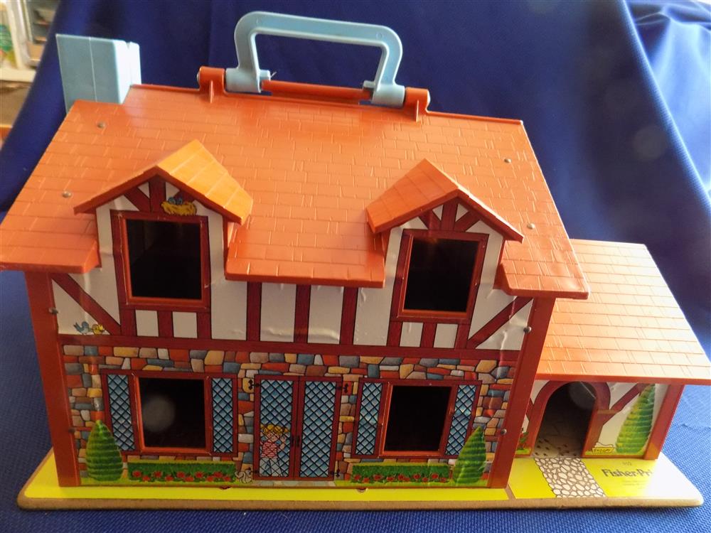 Fisher Price Little People Brown Tudor House #952 complete set with box picture 3320