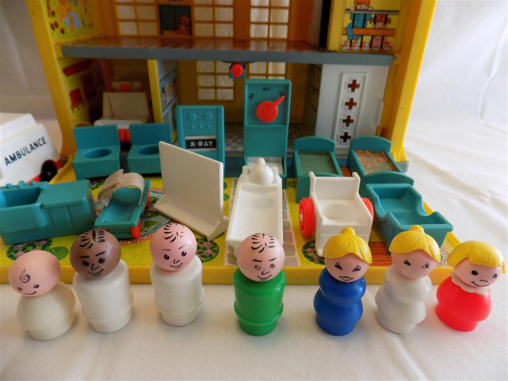 Fisher Price Little People Hospital #931 Complete picture 3312