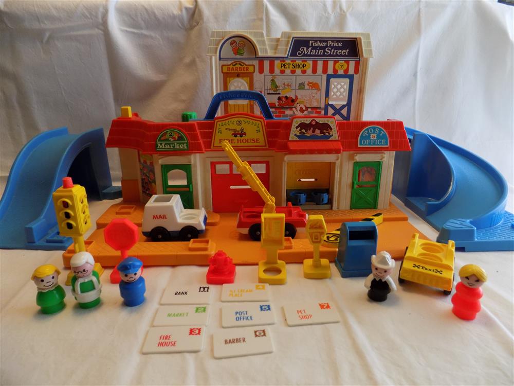 Fisher Price Main Street Little People Play Set #2500 picture 6615