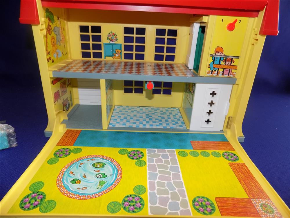 Fisher Price Little People Childrens Hospital #931 Complete picture 8792