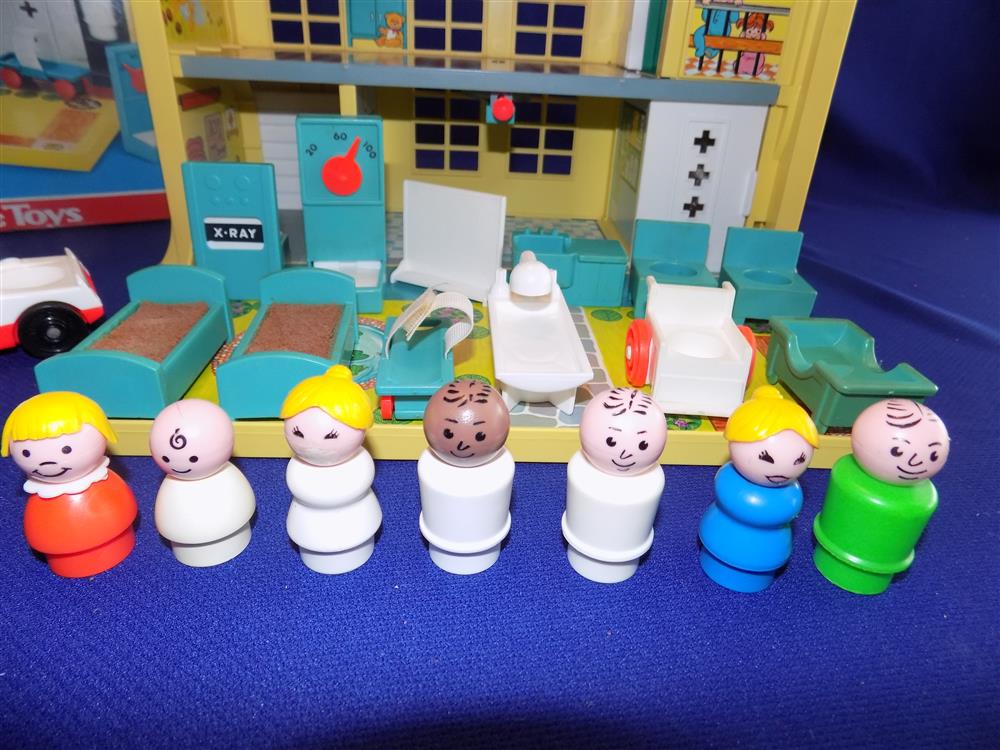 Fisher Price Little People Childrens Hospital #931 Complete picture 8793