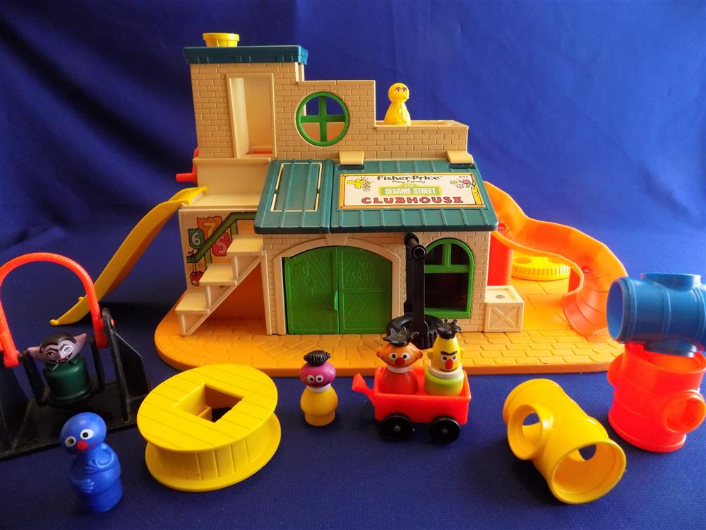 Fisher Price Little People Sesame Street Clubhouse #937 picture 9896