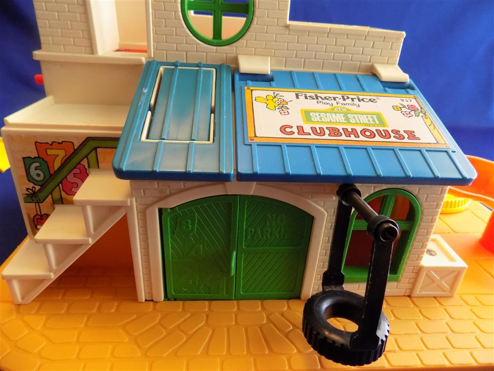 Fisher Price Sesame Street Clubhouse #937 Complete picture 11031