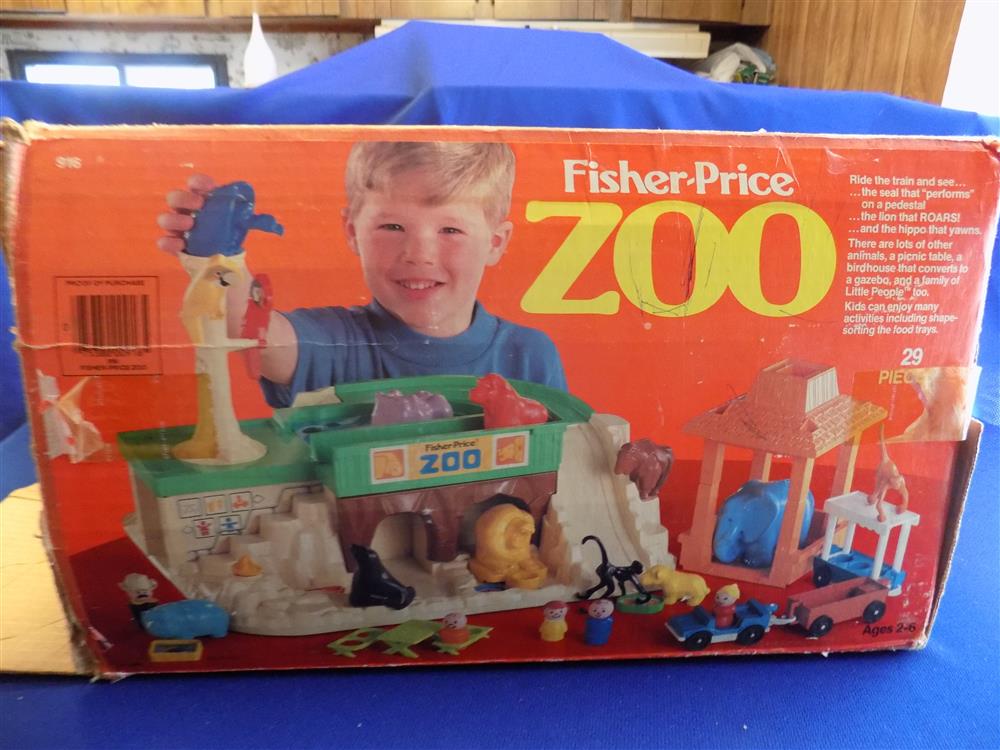 Fisher Price Little People Play Family Zoo #916 Complete in Box picture 9918