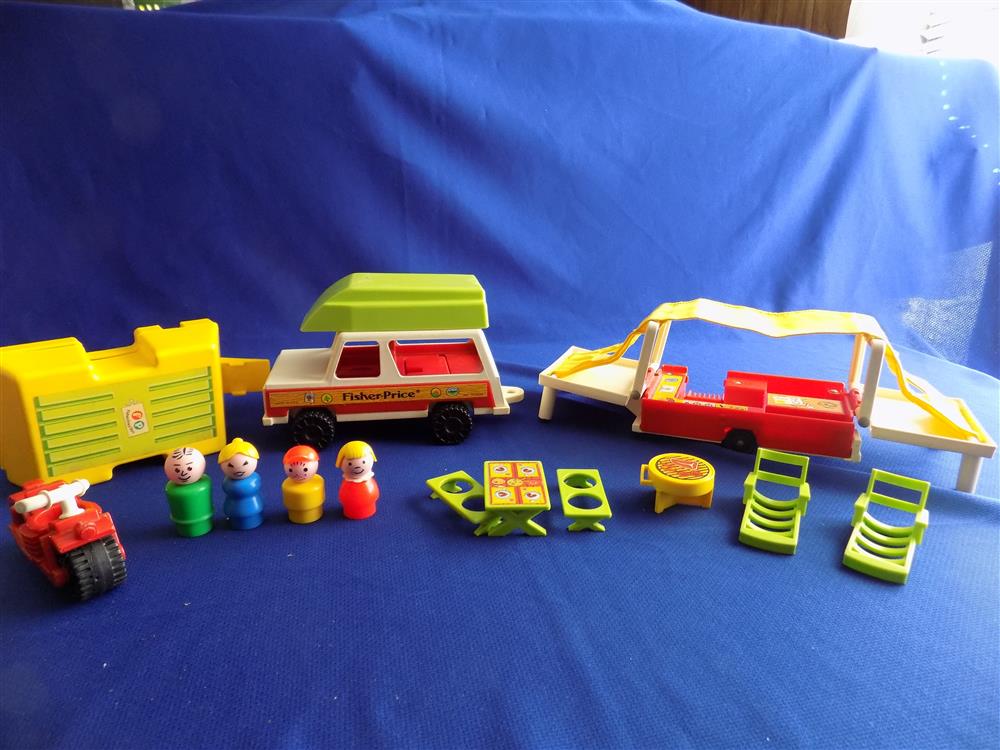 Fisher Price Little People Pop Up Camper #992 1979 picture 19375