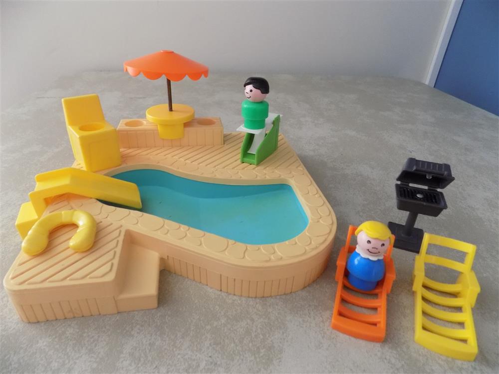Fisher Price Little People #2526 Swimming Pool Vintage complete set picture 23627