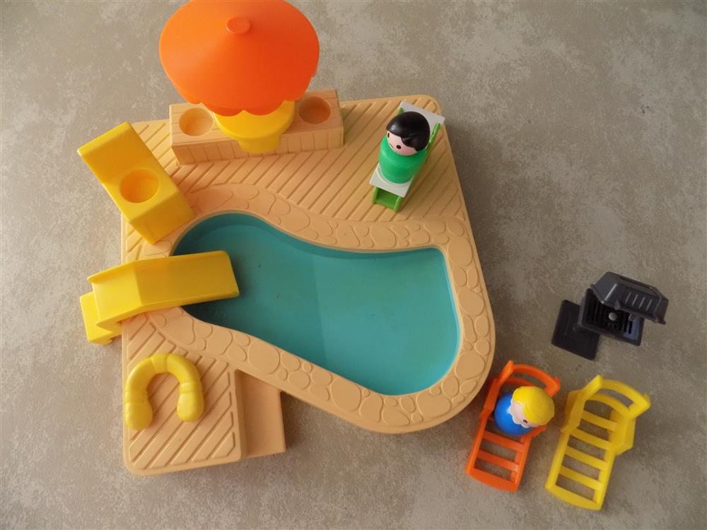 Fisher Price Little People #2526 Swimming Pool Vintage complete set picture 23628