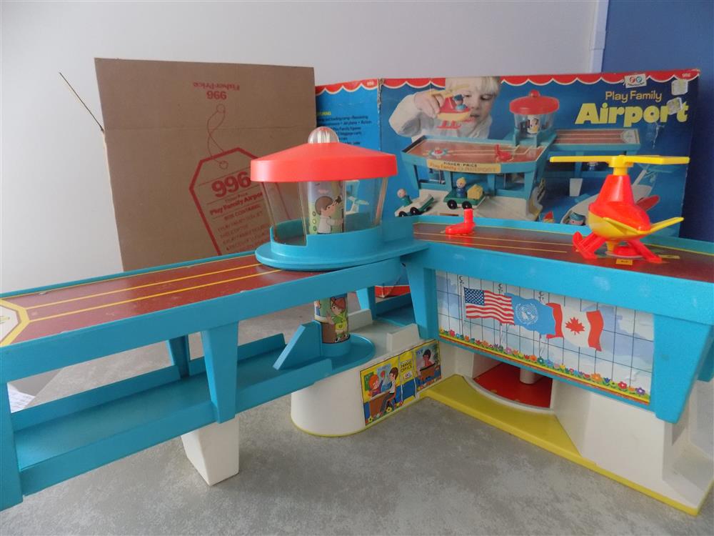 Fisher Price Little People Play Family Airport #993 With both Boxes picture 23785