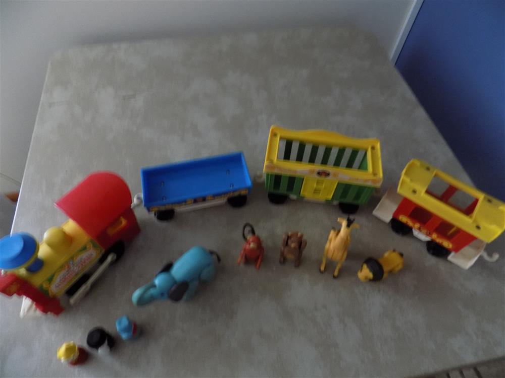 Fisher Price Little People Circus Train #991 Excellent picture 23854